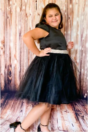452- Sleeve Satin Dress w/ Tulle