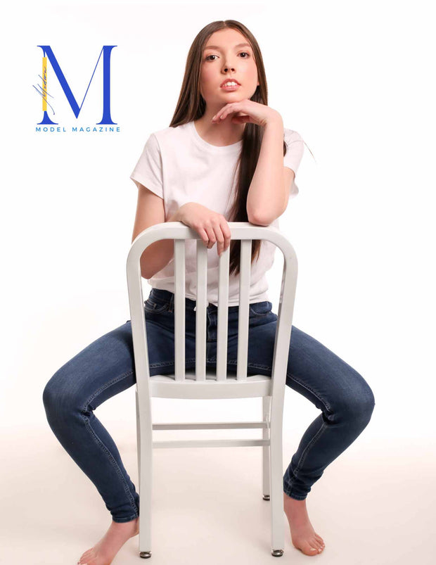 M Model Magazine Courtney McGill # NP2024: Includes 1 Print Copy